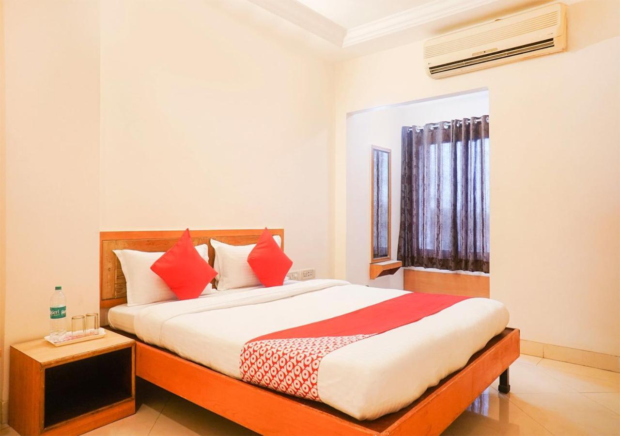 Hotel Wayfare Shirdi Eksteriør billede