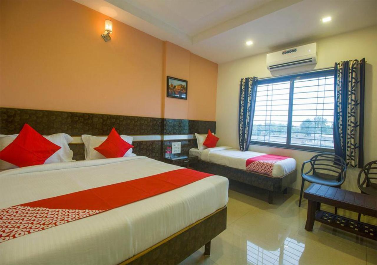 Hotel Wayfare Shirdi Eksteriør billede