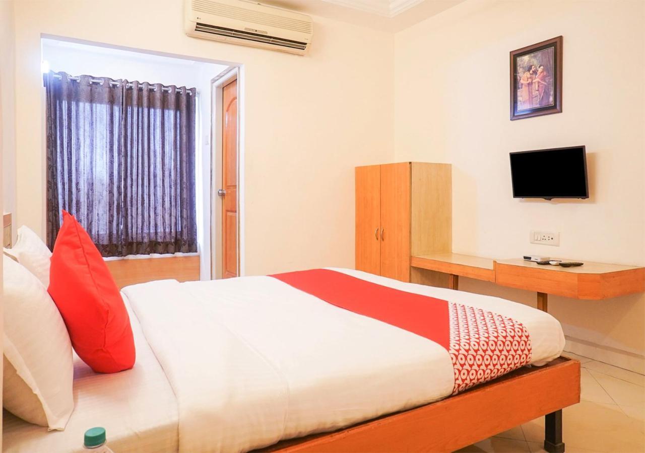 Hotel Wayfare Shirdi Eksteriør billede
